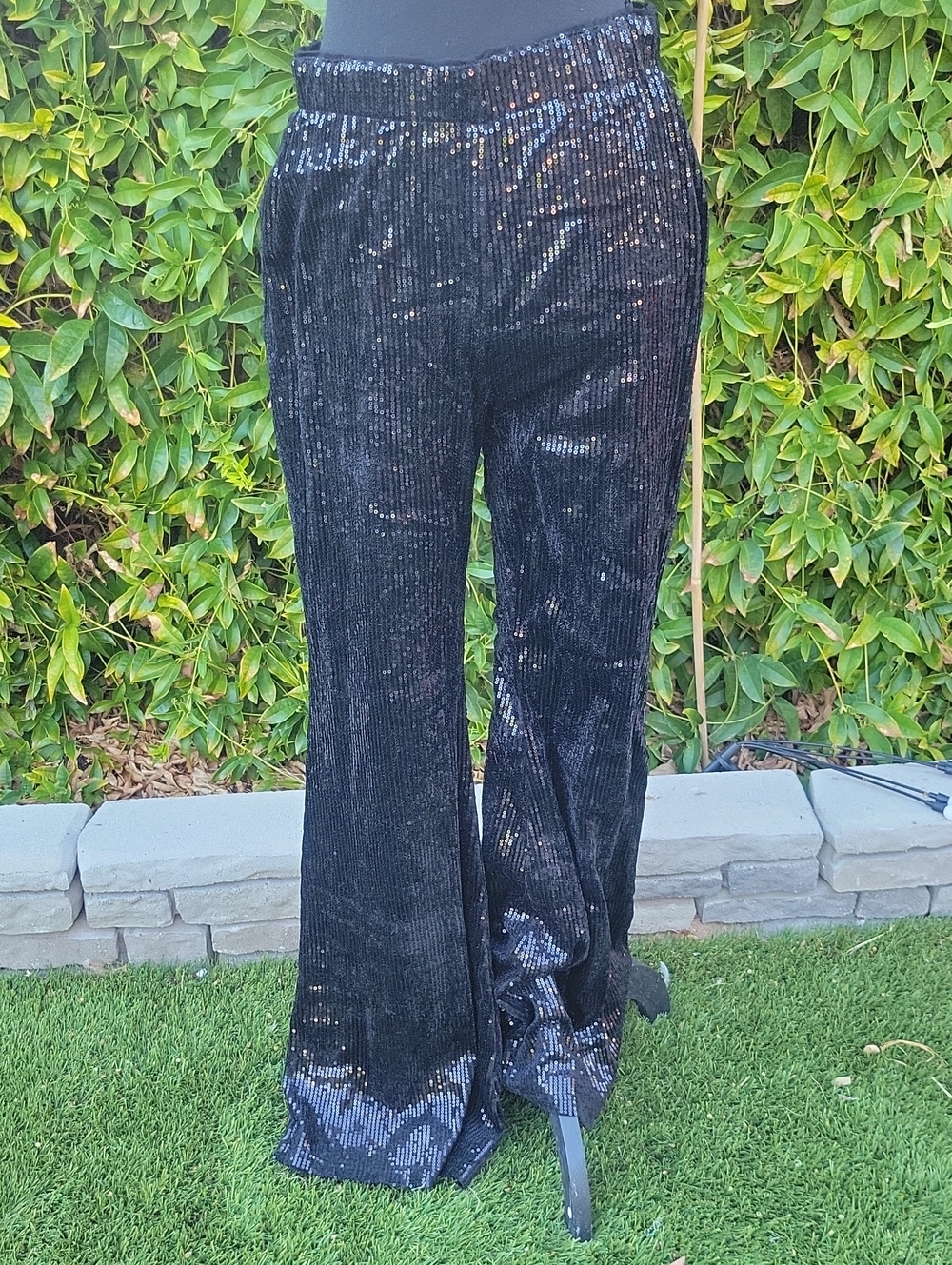 Black Sequin Flare Bottom Pants L